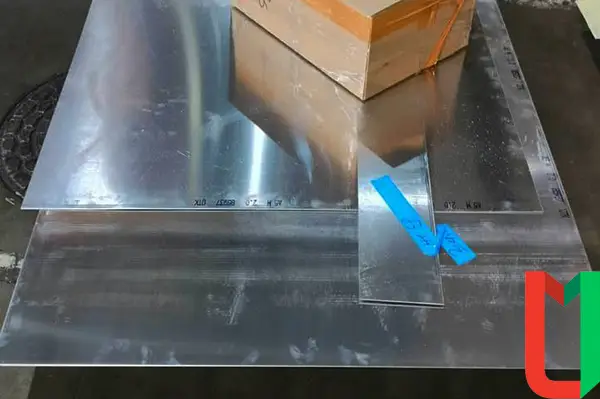 Алюминиевый лист 0,2х600х250 мм 1105АНР анодированный